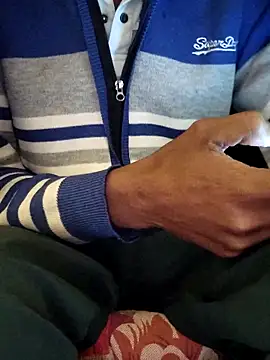 Snapshot of MAN_MOHINI_21 chatting on 01/06/26, 01:20 MAN MOHINI 21 online show from 01/06/26, 01:20