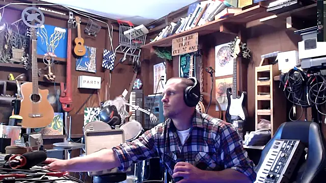 itsjameswebbscope online show from 11/01/25, 06:46