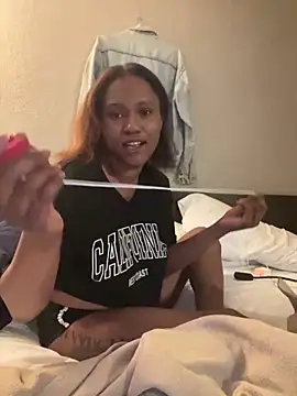 PrettyGal Tingz online show from 01/24/25, 05:42