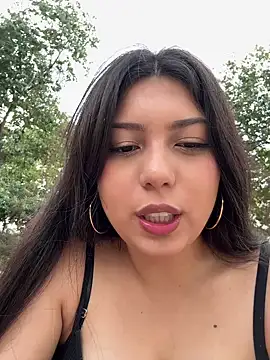 Snapshot of Maii_chan chatting on 02/23/25, 08:00 Maii chan online show from 02/23/25, 08:00