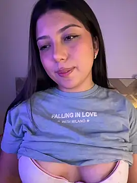 Snapshot of Maii_chan chatting on 02/05/26, 08:21 Maii chan online show from 02/05/26, 08:21