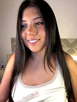 Snapshot of Maii_chan chatting on 12/03/25, 02:01 Maii chan online show from 12/03/25, 02:01