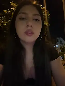 Snapshot of Maii_chan chatting on 02/01/25, 12:51 Maii chan online show from 02/01/25, 12:51