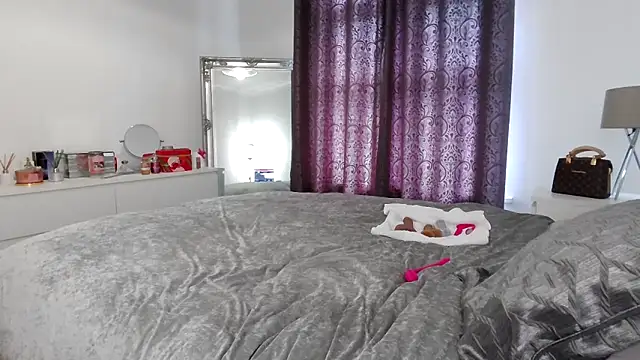 TanyaTaylor45 online show from 02/10/26, 01:10