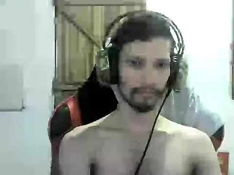 LucasMarcelo85 online show from 12/23/24, 04:12
