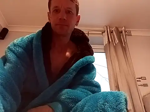 outdoorfun22 online show from 04/04/26, 05:58