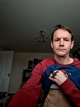 Snapshot of outdoorfun22 chatting on 02/19/26, 08:44 outdoorfun22 online show from 02/19/26, 08:44