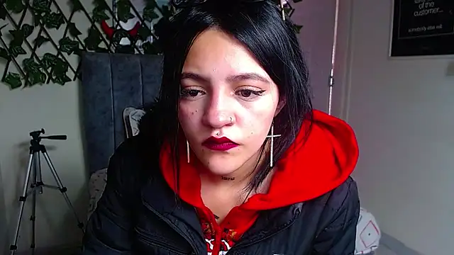 Violettasquirt online show from 06/12/26, 01:42