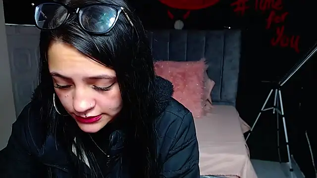 Violettasquirt online show from 03/05/26, 01:51