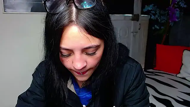 Violettasquirt online show from 02/20/26, 01:46