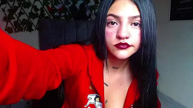 Violettasquirt online show from 06/03/26, 02:33