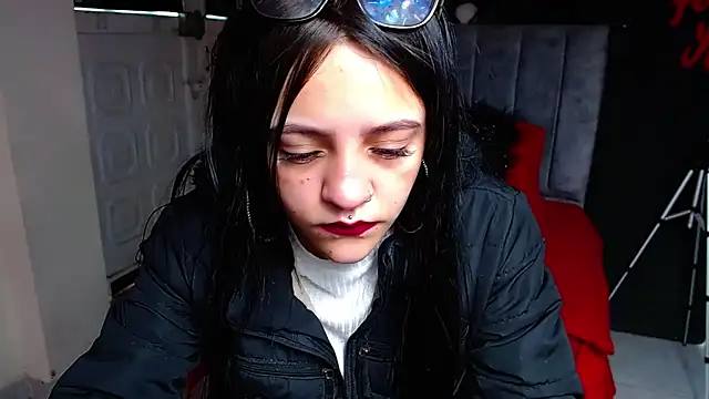 Violettasquirt online show from 03/20/26, 01:34