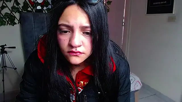 Violettasquirt online show from 06/11/26, 01:41