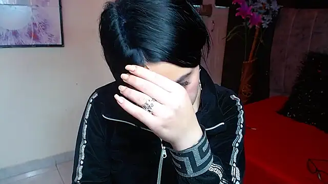 Violettasquirt online show from 11/13/25, 04:00