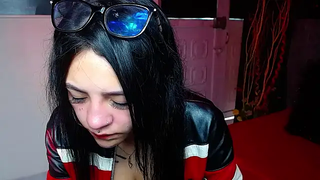 Violettasquirt online show from 01/09/26, 01:18