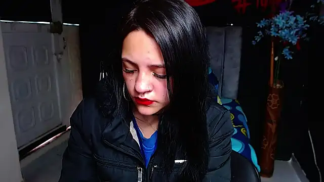 Violettasquirt online show from 03/11/26, 01:38