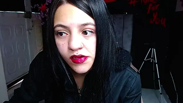 Violettasquirt online show from 03/03/26, 03:08