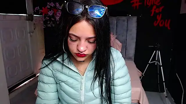 Violettasquirt online show from 03/02/26, 01:40