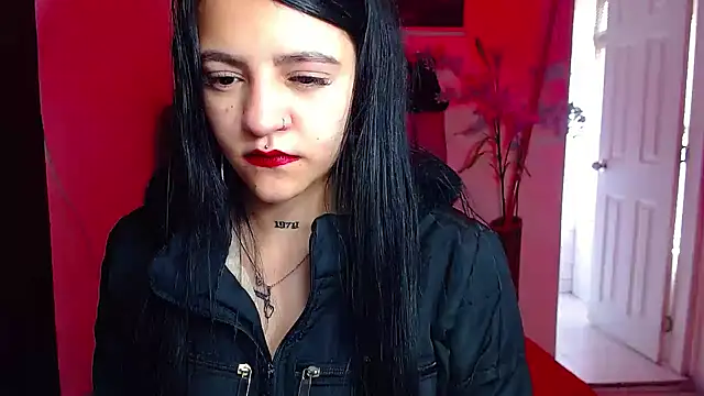 Snapshot of Violettasquirt chatting on 09/10/25, 03:11 Violettasquirt online show from 09/10/25, 03:11