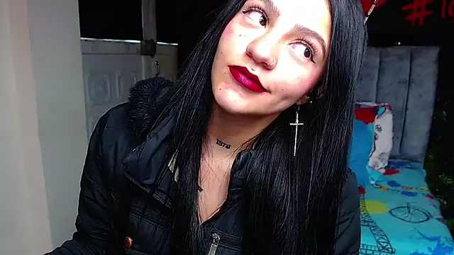 Violettasquirt online show from 05/23/26, 02:16