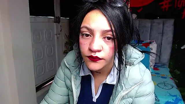 Violettasquirt online show from 05/21/26, 01:41