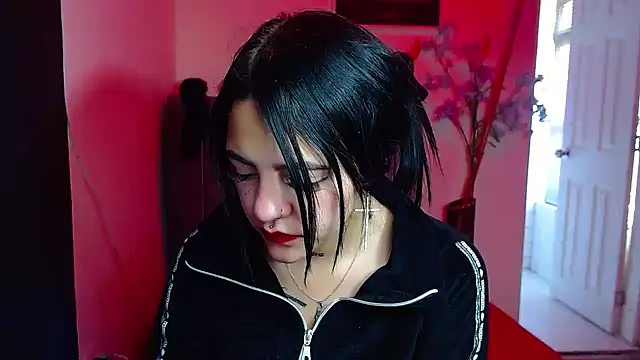 Snapshot of Violettasquirt chatting on 09/11/25, 03:23 Violettasquirt online show from 09/11/25, 03:23