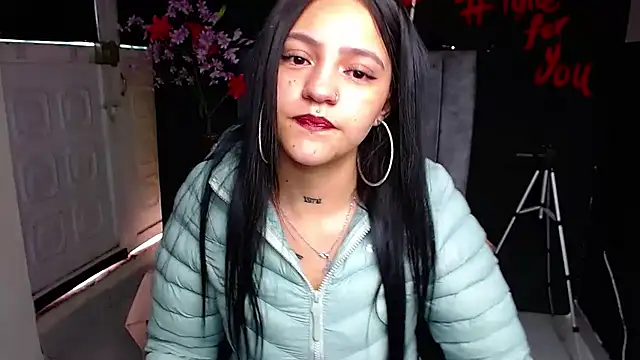 Violettasquirt online show from 03/04/26, 01:41