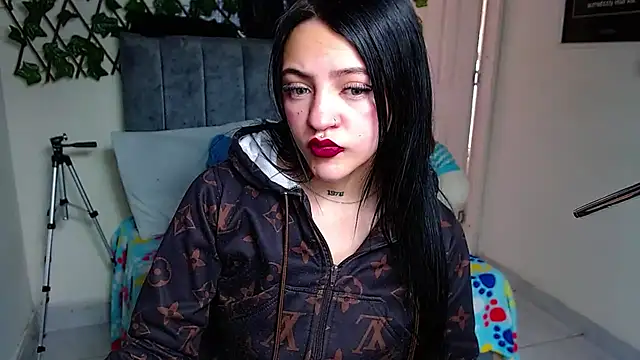 Violettasquirt online show from 07/06/26, 04:53