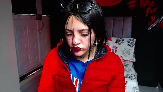 Violettasquirt online show from 04/09/26, 01:39