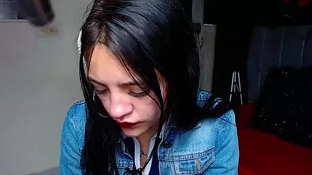 Violettasquirt online show from 02/13/26, 01:44