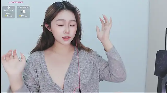 Hazel-11 online show from 02/27/25, 01:38