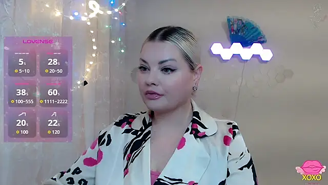 JewellKiss7 online show from 02/13/26, 01:22