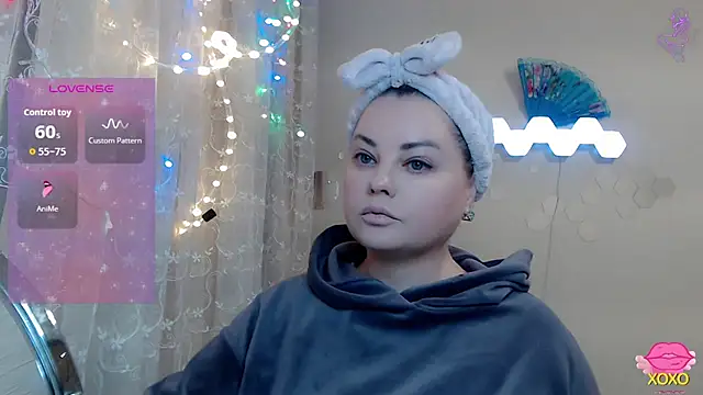 JewellKiss7 online show from 02/06/26, 03:19