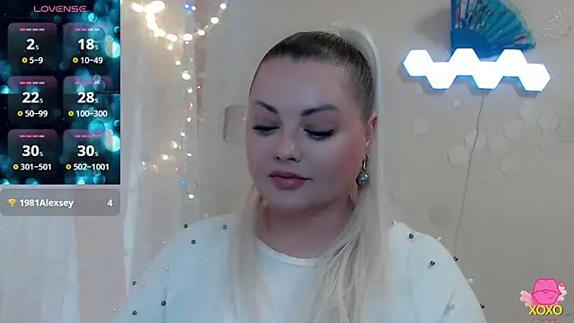 JewellKiss7 online show from 05/16/26, 01:32
