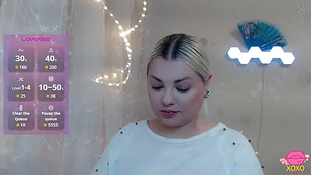 JewellKiss7 online show from 12/02/25, 11:23