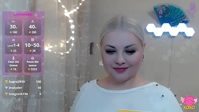 JewellKiss7 online show from 12/04/25, 07:02