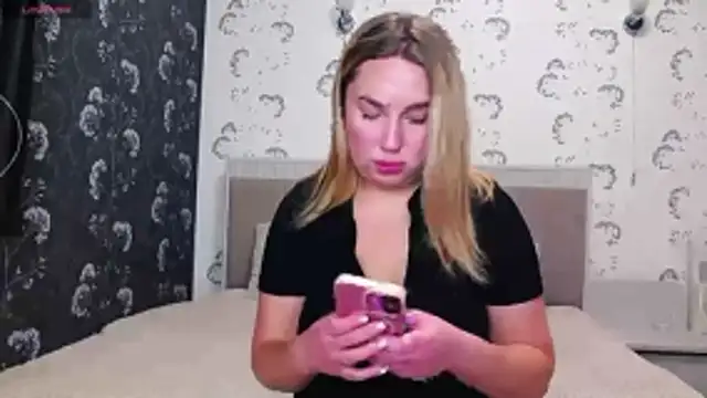 KisssAmmeli online show from 11/14/25, 09:35