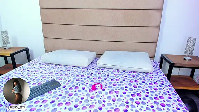 sally rosses online show from 11/18/25, 12:30