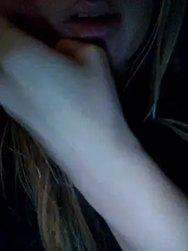 Linda 999 online show from 01/08/26, 03:01