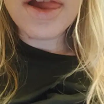 Linda 999 online show from 11/16/25, 11:41