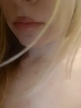 Linda 999 online show from 02/12/26, 02:00