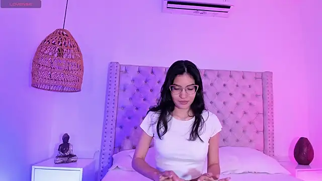 Snapshot of Cameron_cutee chatting on 03/02/25, 07:19 Cameron cutee online show from 03/02/25, 07:19