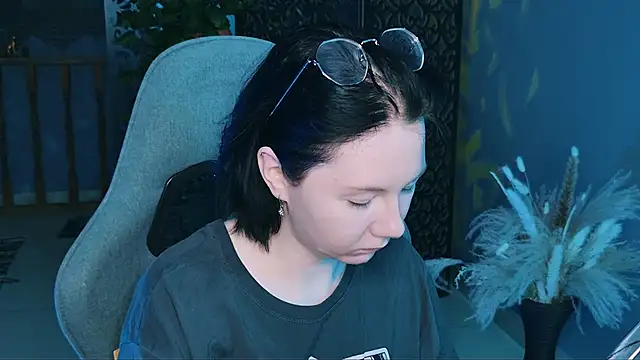 NancyMartinez online show from 09/25/25, 05:13