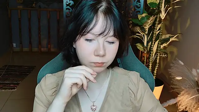 NancyMartinez online show from 11/19/25, 05:07