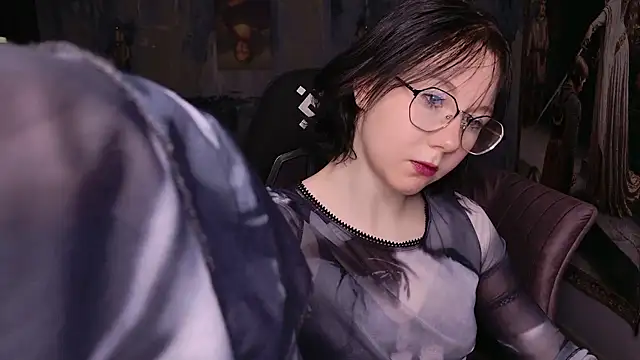 NancyMartinez online show from 11/15/25, 05:11