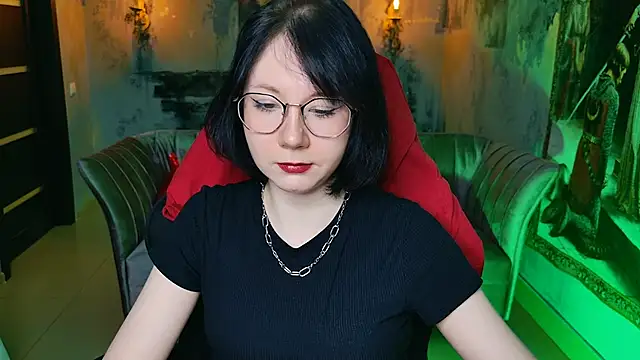 NancyMartinez online show from 10/15/25, 09:06