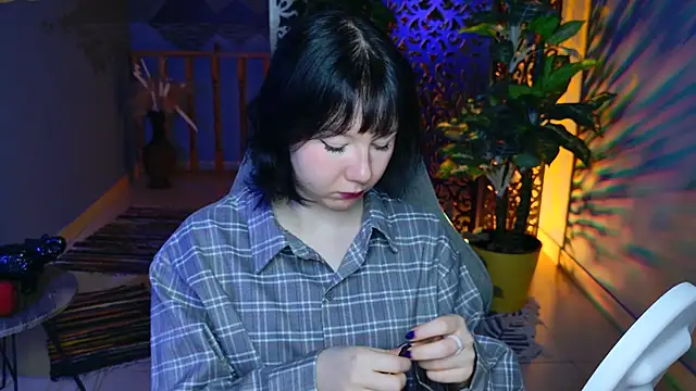 NancyMartinez online show from 12/02/25, 05:09