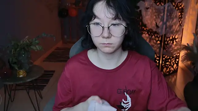 NancyMartinez online show from 10/22/25, 05:07