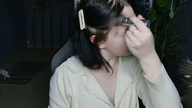 NancyMartinez online show from 11/18/25, 05:11