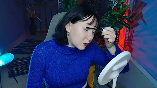 NancyMartinez online show from 12/04/25, 05:06